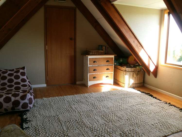 6 Hinahina Road Owaka_8