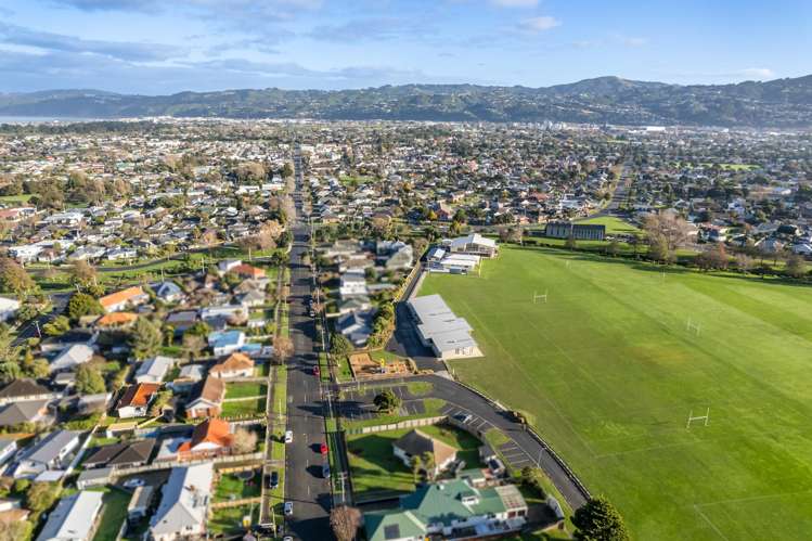 193a Whites Line East Waiwhetu_22