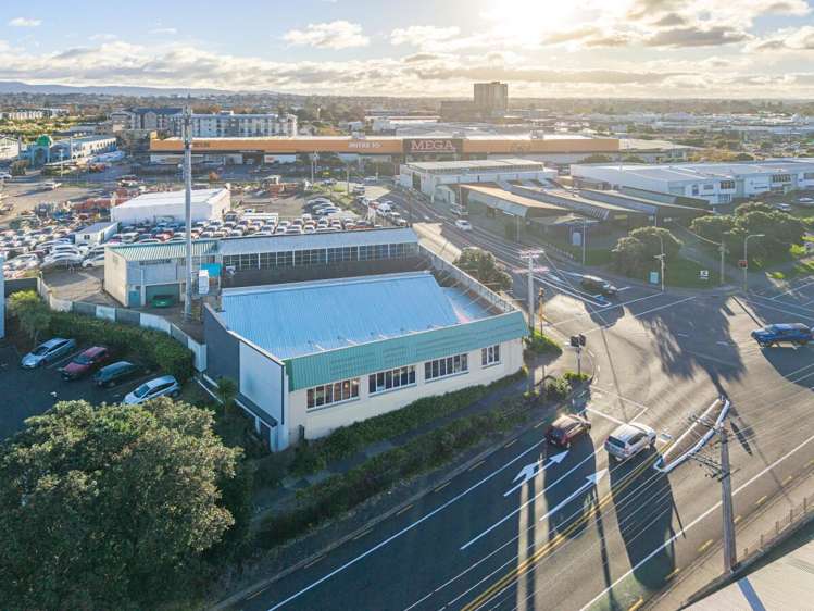 57 Portage Road New Lynn_15