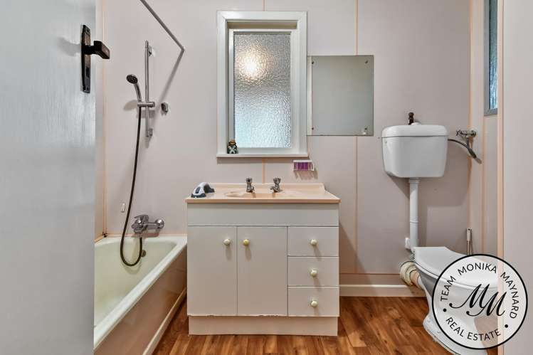 5 Crawford Avenue Mangere Bridge_11