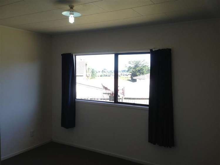 195 Mahia Road Wattle Downs_7