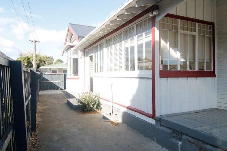 58 Hills Road Edgeware_10