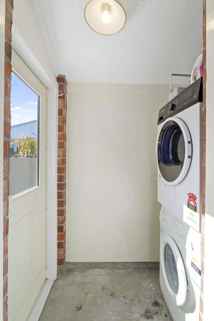 375 Ilam Road Bryndwr_12