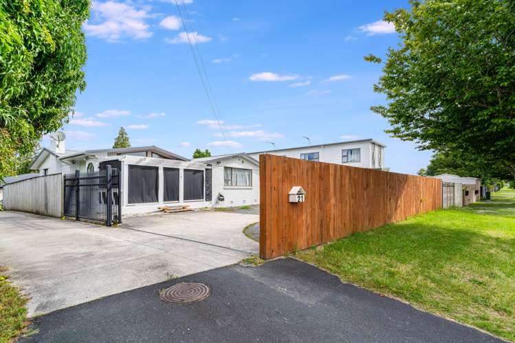 21 Saxbys Road Glenview_12