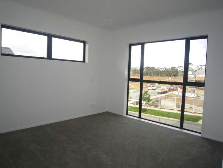 18 William Wallbank Crescent Swanson_8