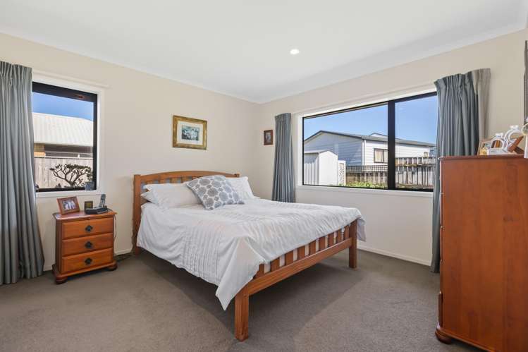 9 Bandon Grove Bell Block_12