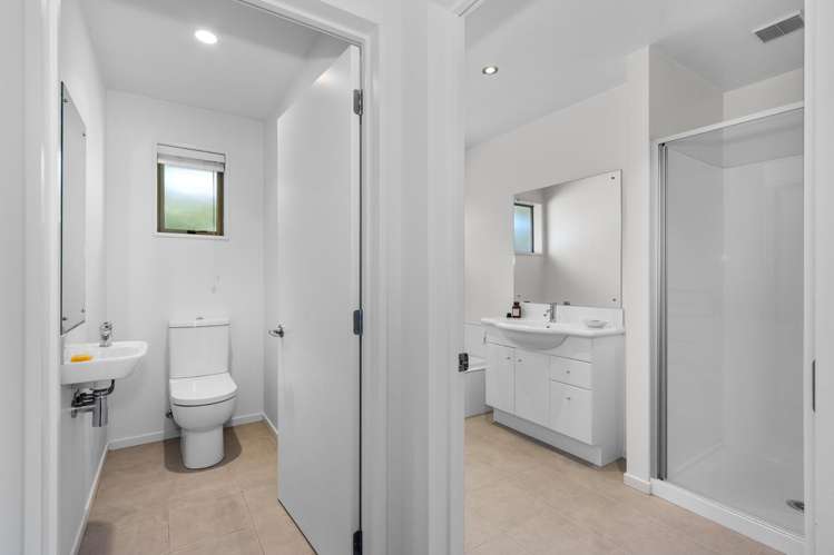 23 Stillwater Avenue Burwood_11