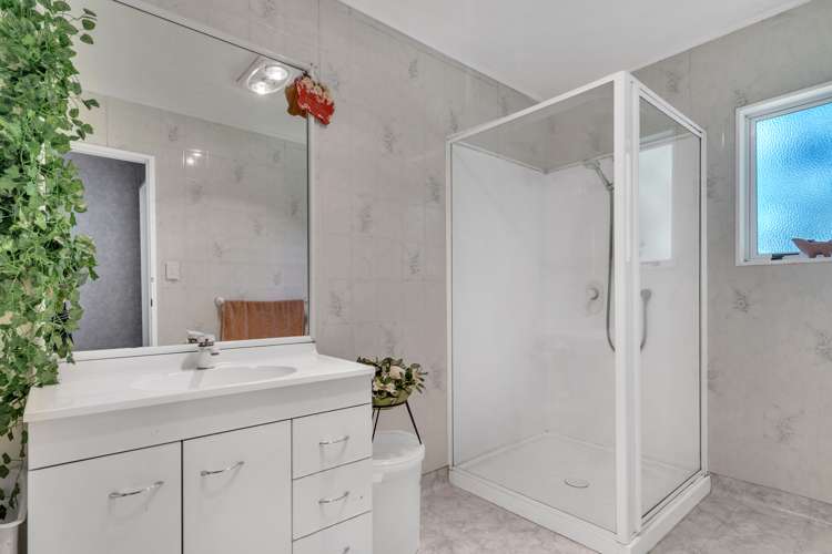 55 Charles Street Carterton_22