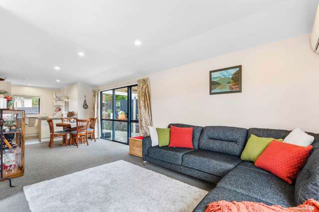 1/10 Knott Road Stanmore Bay_1