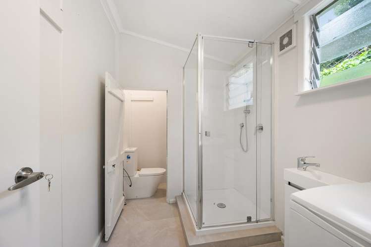 60 Mortimer Terrace Brooklyn_17