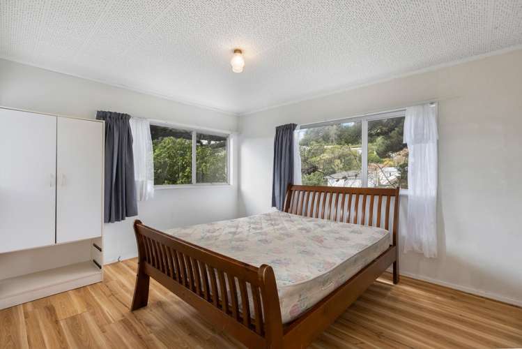 14 Glen Alton Avenue Paparangi_15