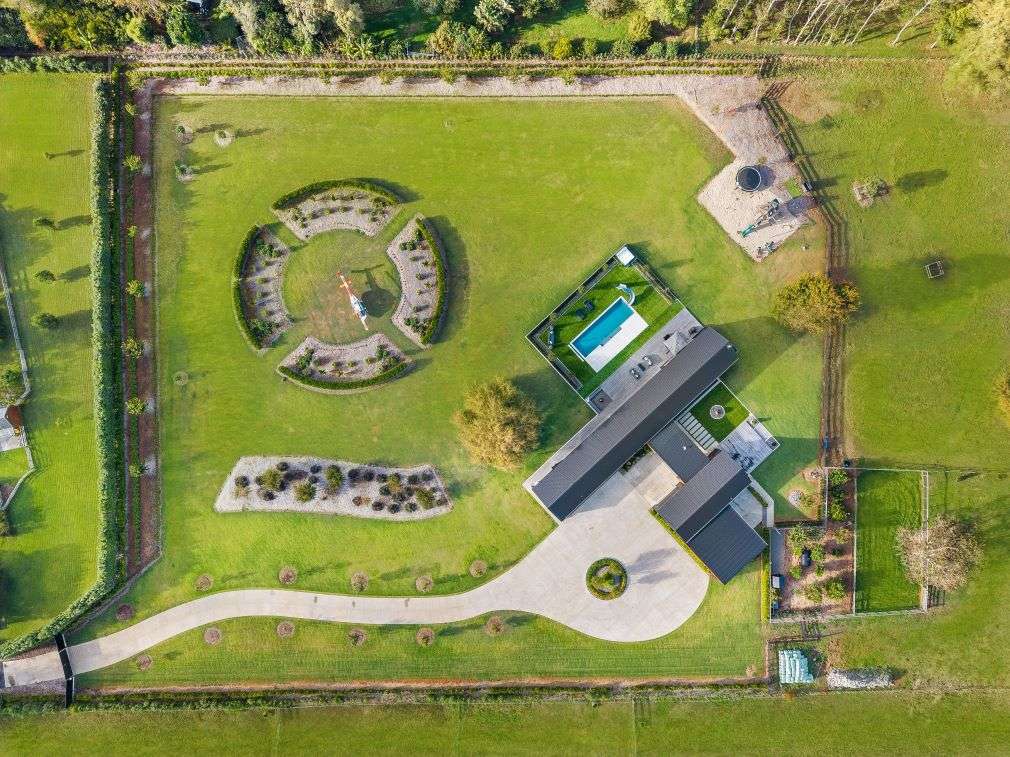 242 Seagrove Road in Waiau Pa, Franklin