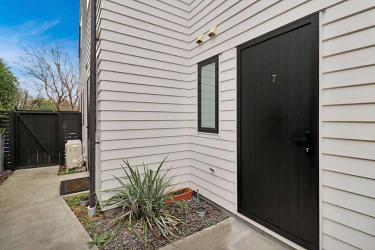 7 Glen Evans Crescent Fairfield_10