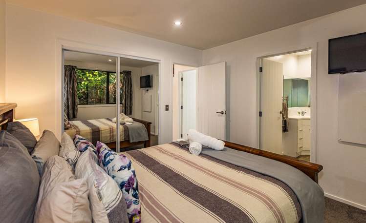 1 and 3 Tiffany Place Ohakune_12