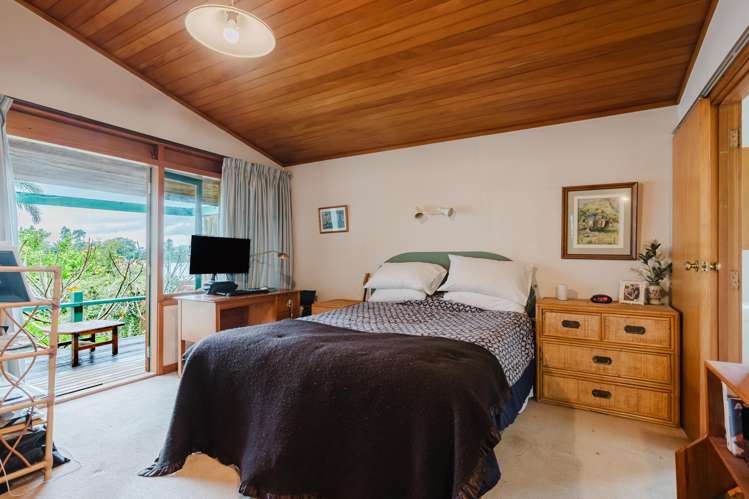 134 Lake Crescent Hamilton Lake_15