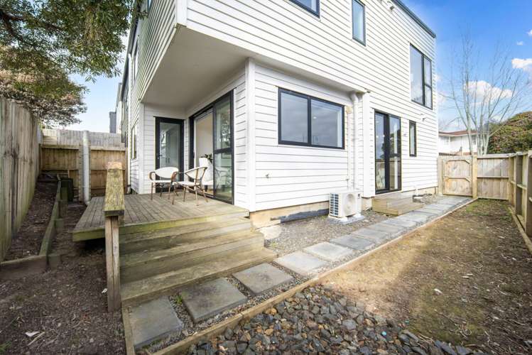 8A Hobart Crescent Manurewa_3