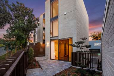 2/25 Tirotai Crescent_1