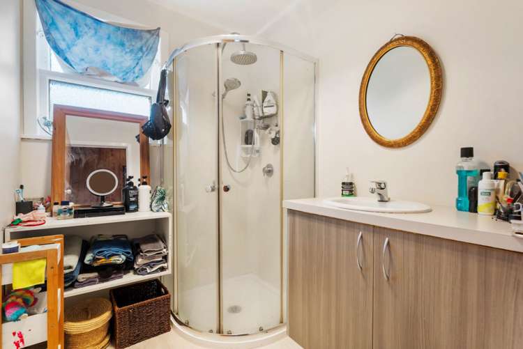 68 Vandeleur Avenue Birkdale_16