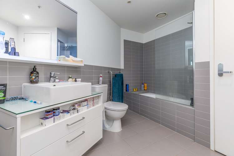 1410/30 Beach Road Auckland Central_9