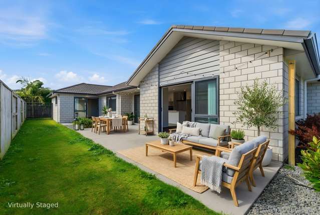 Refined Coastal Living