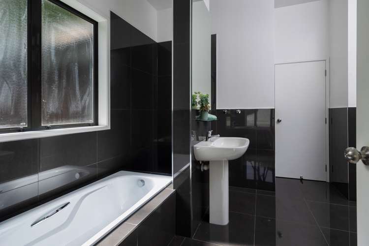 67 Harry Dreadon Road Opaheke_19