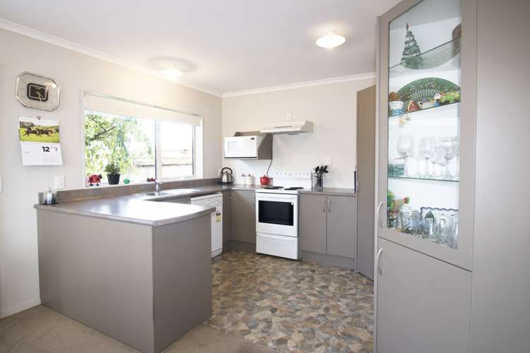 53/2 William Donald Drive Solway_3