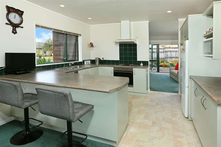 16 Basra Drive Henderson_7