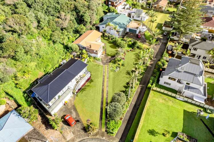 7 Luke Place Eastern Beach_18