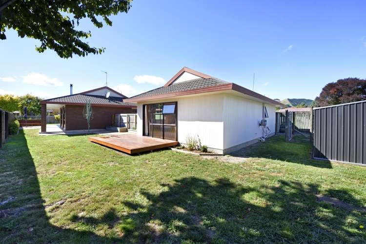 24 Starveall Street Brightwater_20