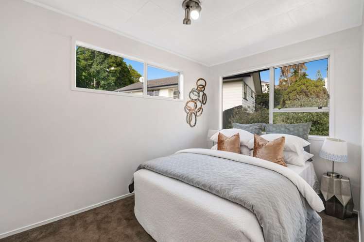1/49a Manuka Road Bayview_11