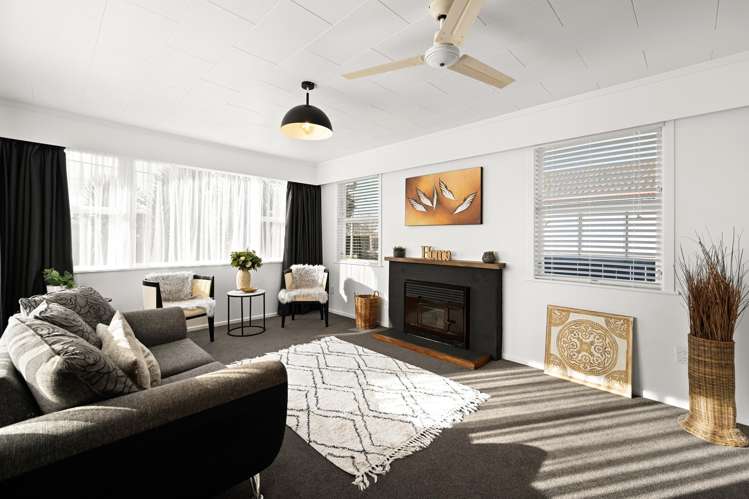 7 Forth Crescent Glenview_4