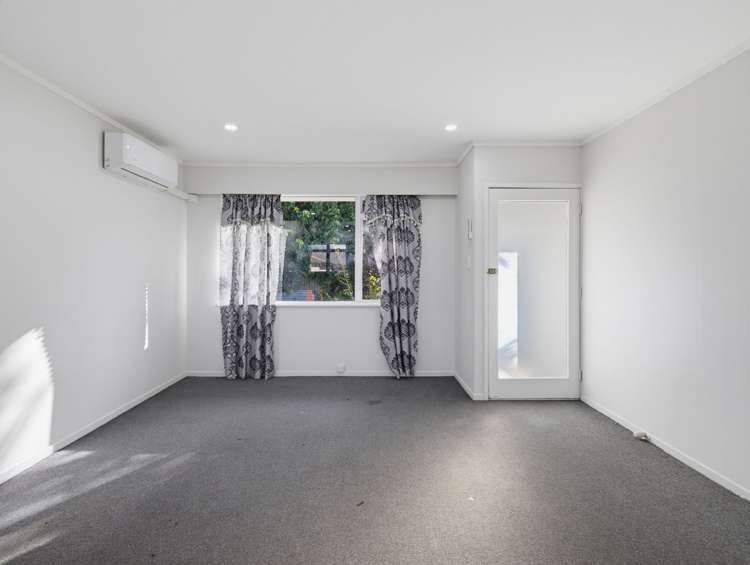 2/24a Vine Street Mangere East_13