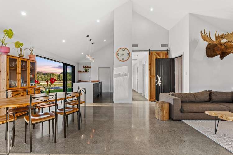 185 Taupaki Road Taupaki_10