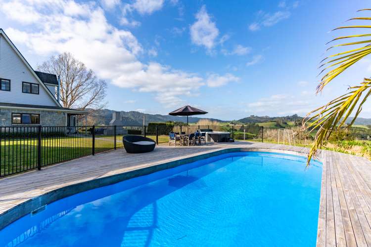 792 Golden Stairs Road Mareretu_15