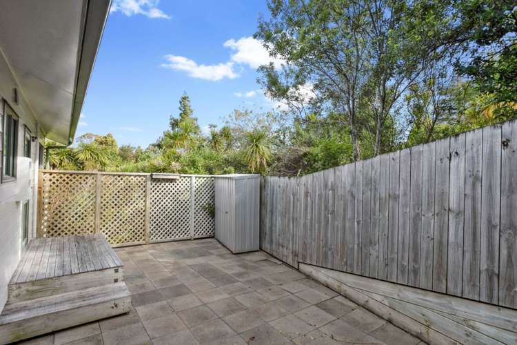 2/22a Tomo Street New Lynn_12