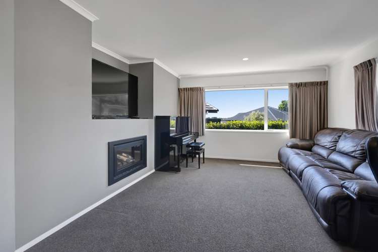 12 Oakmont Crescent Waiwhakaiho_3