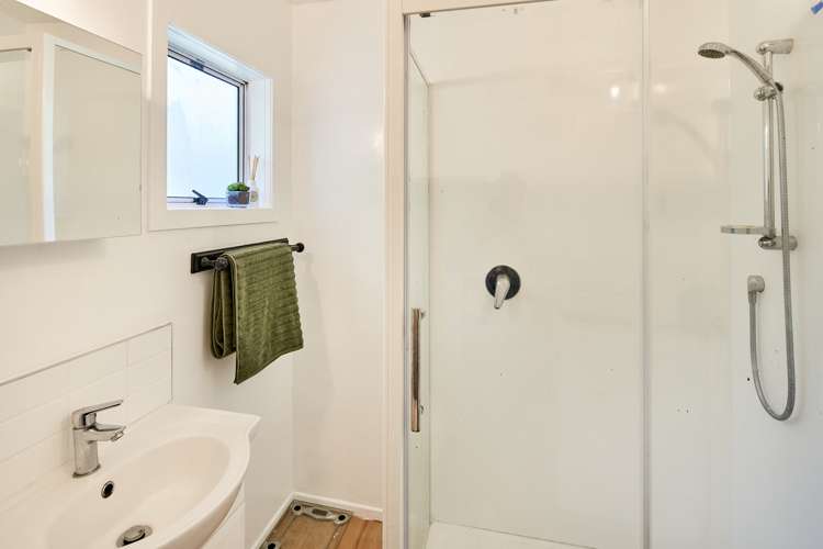 16b Fernhaven Grove Newlands_12