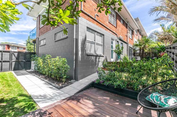 3/25 Waitemata Road Hauraki_17