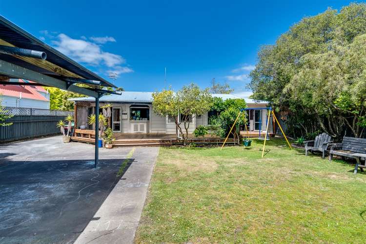 3 Redwood Place Te Awanga_17