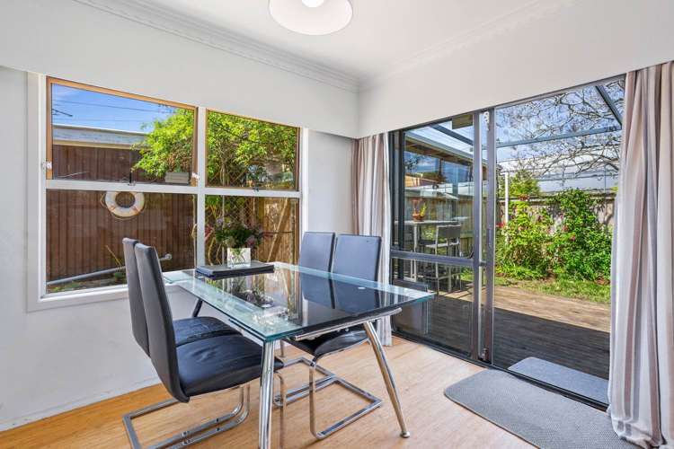 1/17 Thornton Road Milford_2