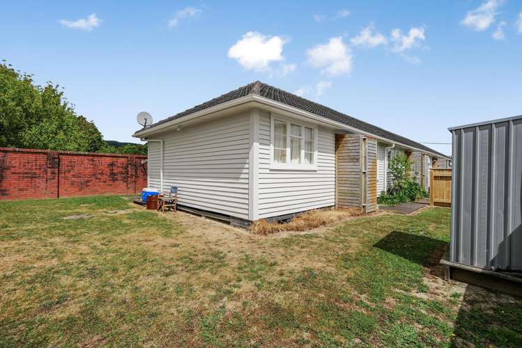 4/3 Huia Grove_0