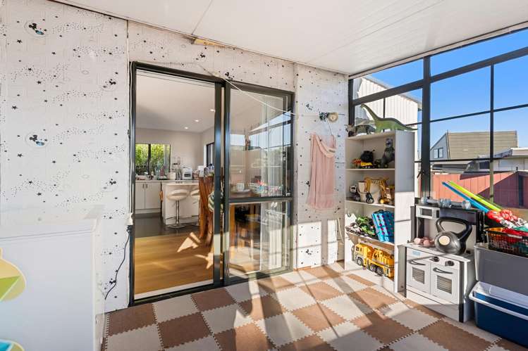2/16 Ultima Place Clover Park_7