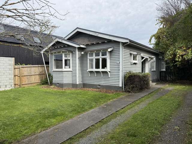 Spacious Family Home in St. Albans