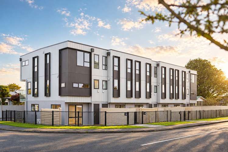 Lot 1-6/7 Montmere Avenue Te Atatu Peninsula_16