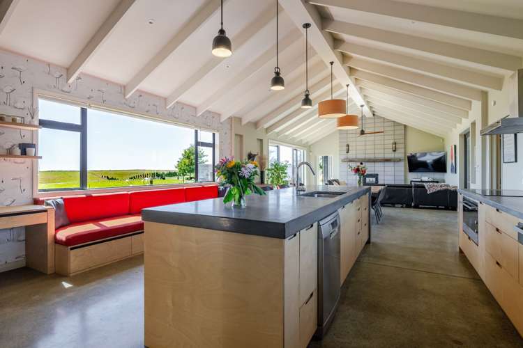 151 Mount Stewart Halcombe Road Sanson_12