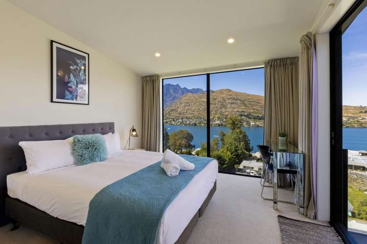 8 Goldrush Way Queenstown_13