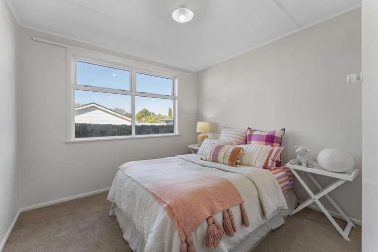 1/5 Hinemoa Avenue Taupo_9