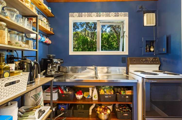 235 Ocean View Road Oneroa_14