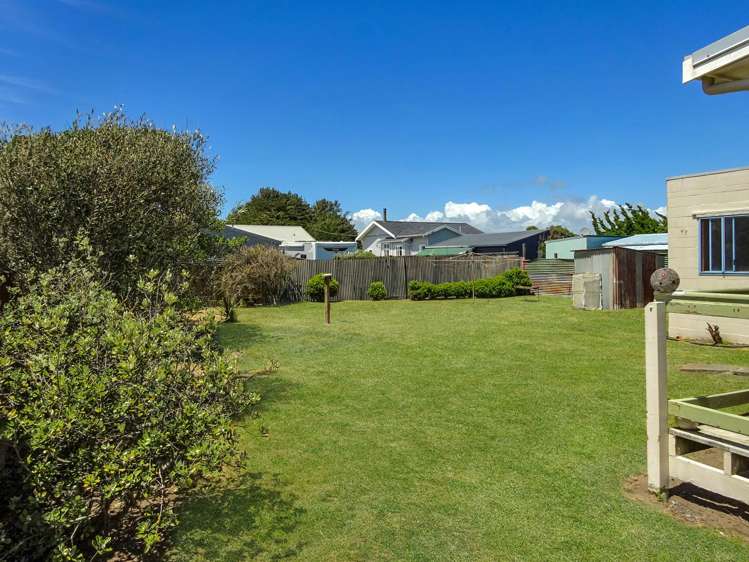 23 Ruanui Street Himatangi Beach_23