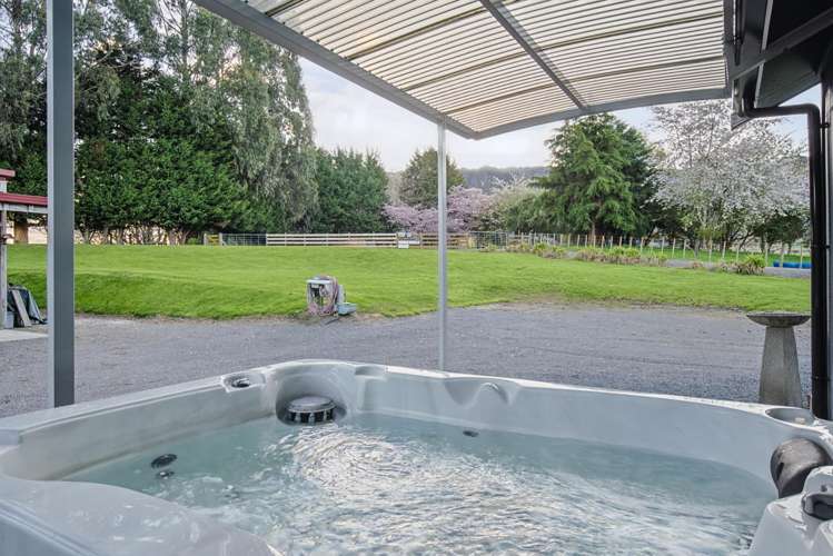 554 Apirana Road Horohoro_15